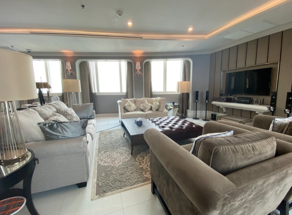 ให้เช่า millenium Residene (Penthouse)